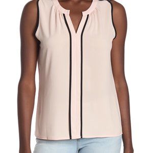 Calvin Klien - Tipped Split Neck Top